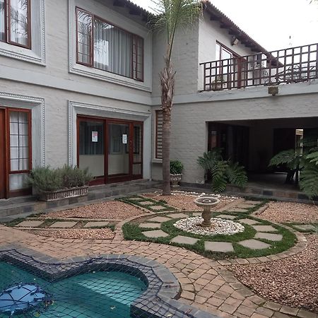 Troas Boutique Hotel Vanderbijlpark Luaran gambar