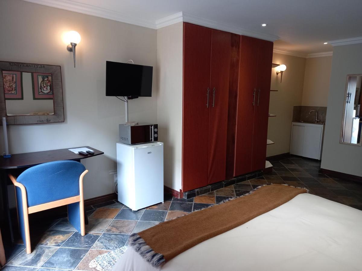 Troas Boutique Hotel Vanderbijlpark Luaran gambar