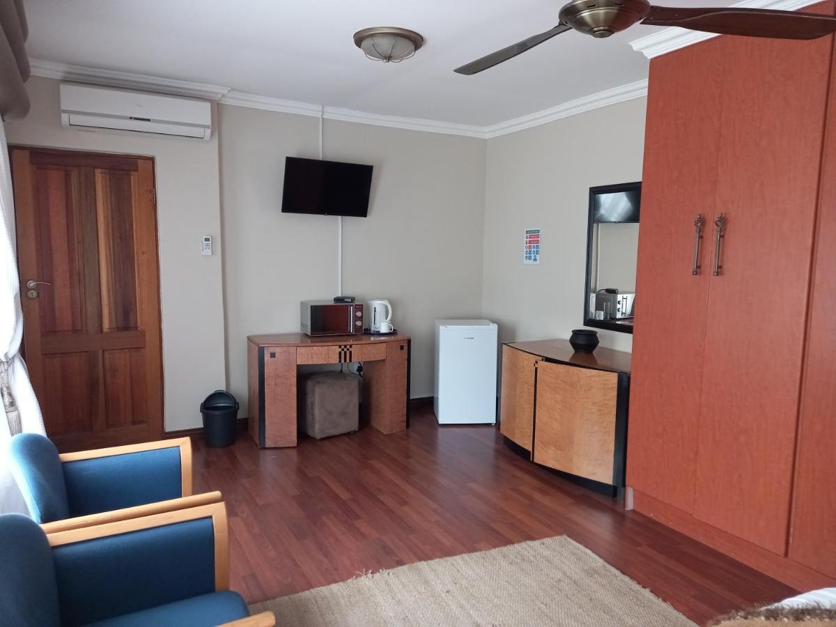 Troas Boutique Hotel Vanderbijlpark Luaran gambar