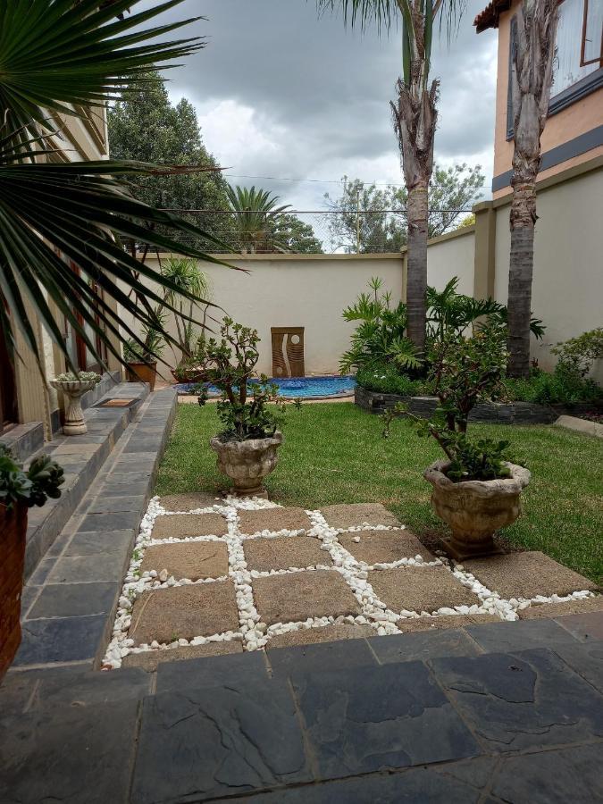 Troas Boutique Hotel Vanderbijlpark Luaran gambar