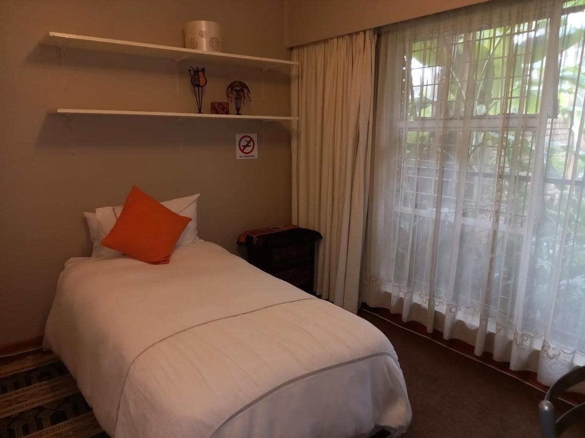 Troas Boutique Hotel Vanderbijlpark Luaran gambar