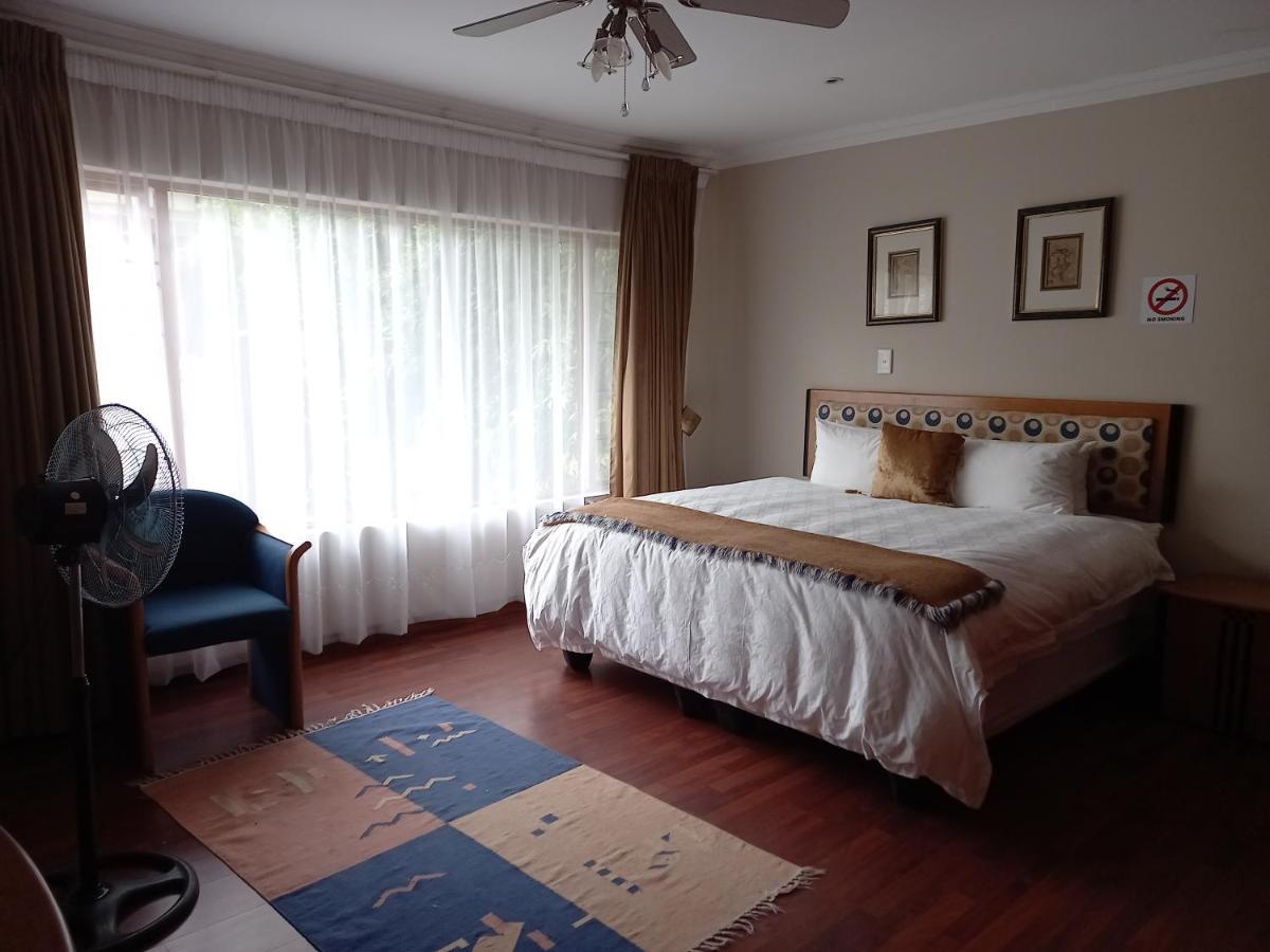 Troas Boutique Hotel Vanderbijlpark Luaran gambar